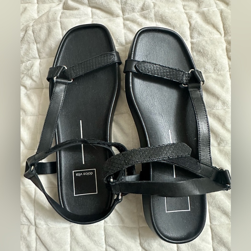 Dolce Vita 9.5 black Velcro sandals